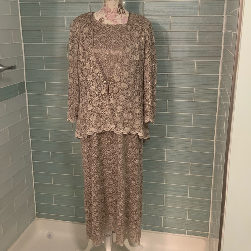 R&M Richards Plus Size Floor Length Evening Gown - image 3